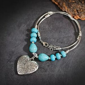 Heart Silver and Turquoise Beaded Necklace